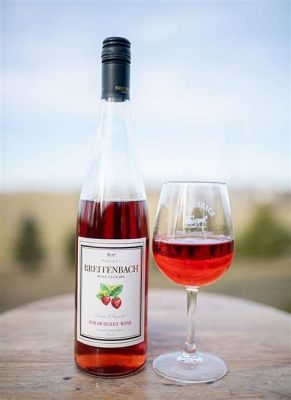  “Strawberry Wine” Ngọt ngào như Mật Ong Và Buồn Bã Như Gió Thu